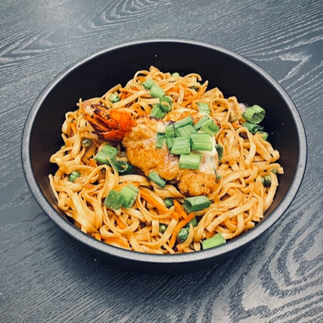 MC 17 - Hibachi Noodles with Lobster.